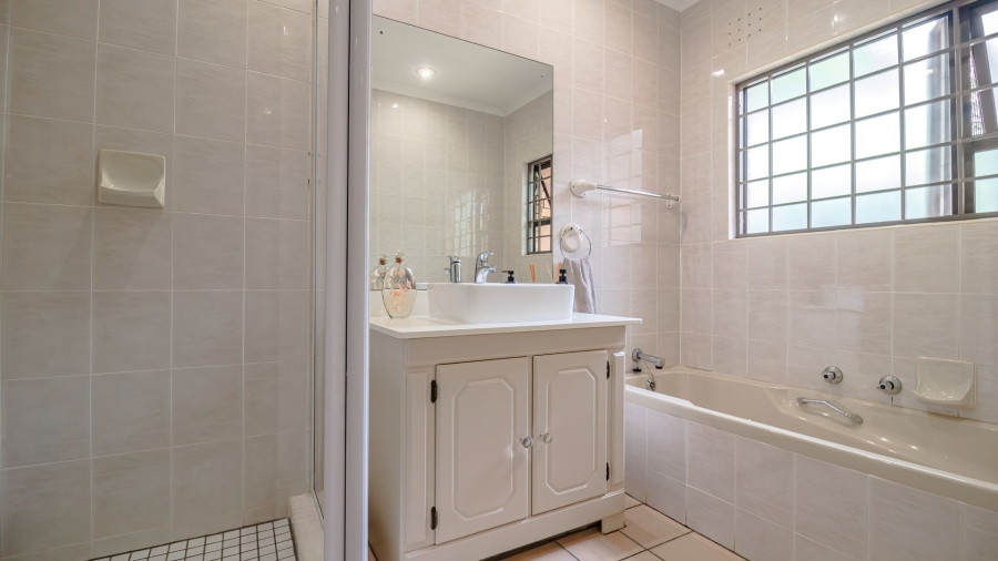 3 Bedroom Property for Sale in Vincent Heights Eastern Cape